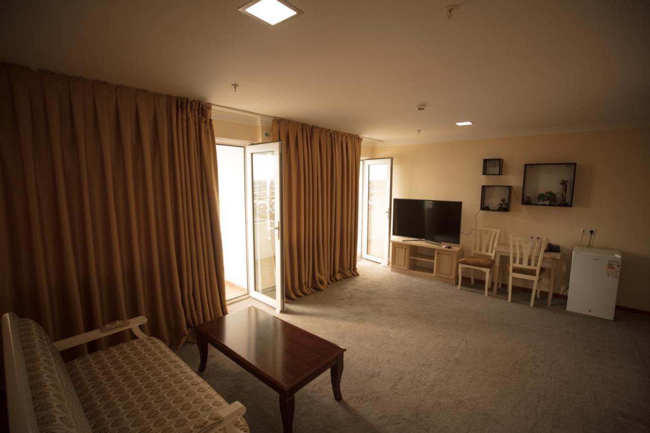 Tashkent Hotel Nukus Ngoại thất bức ảnh